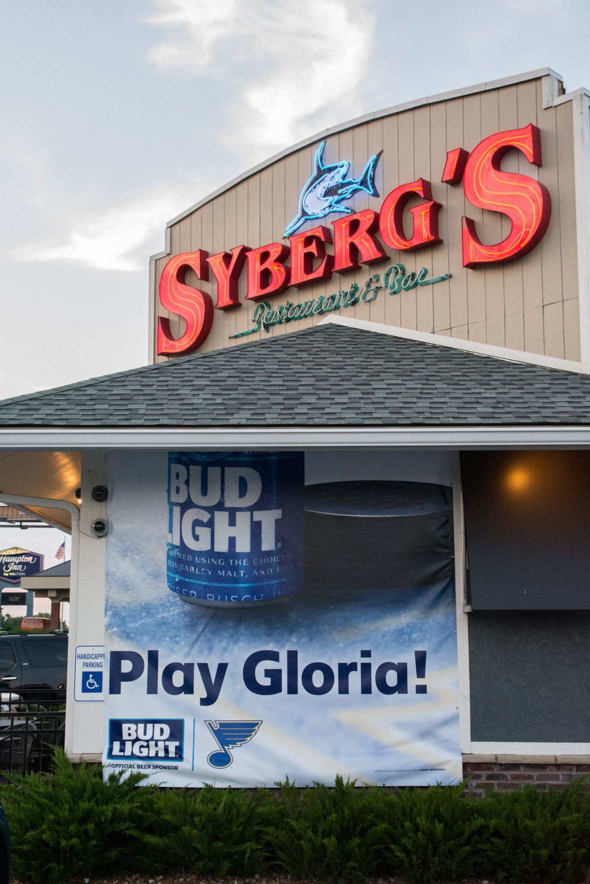 Blues Fans at Syberg's on Dorsett during Stanley Cup Final Game